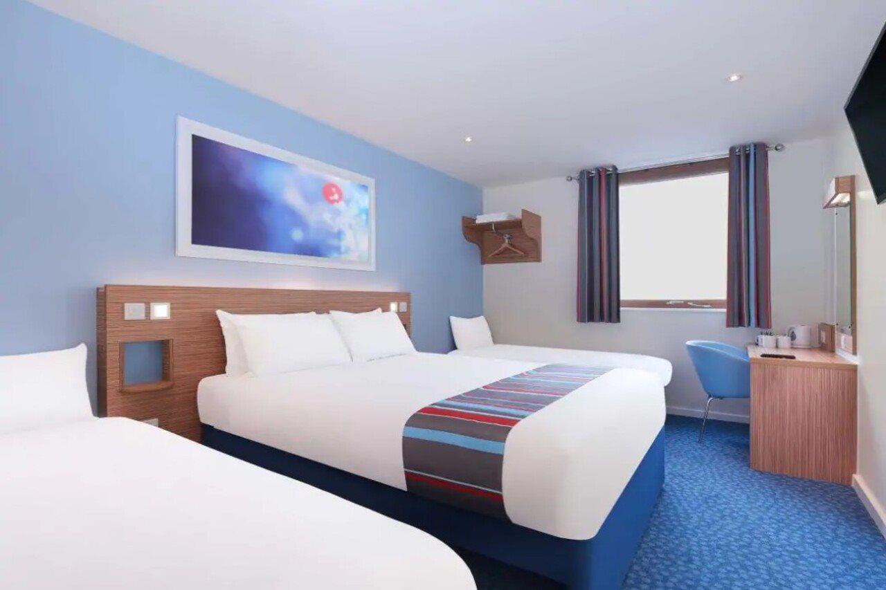 Travelodge Bracknell Central Eksteriør billede