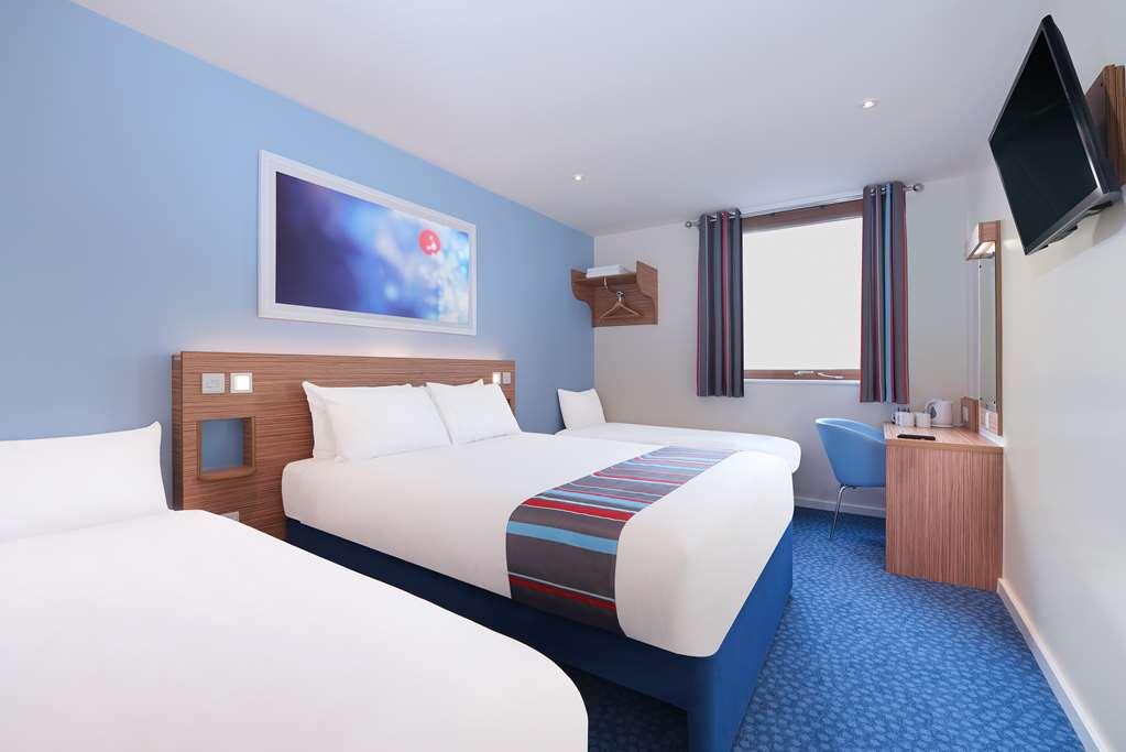 Travelodge Bracknell Central Værelse billede